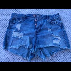 NEW Hollister High Rise Boyfriend Shorts